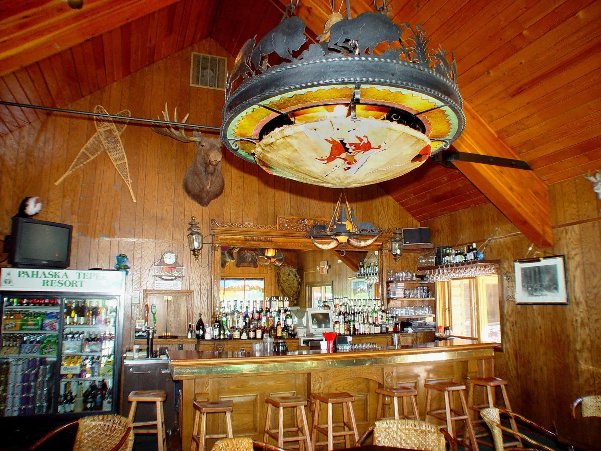 Pahaska Tepee Resort Cody Exterior photo